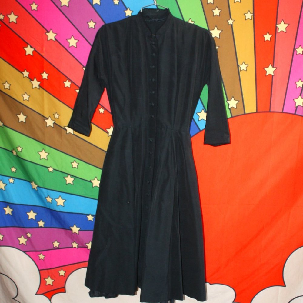 A Jerell Jr. New York VINTAGE Button Down Long Sleeve Dress